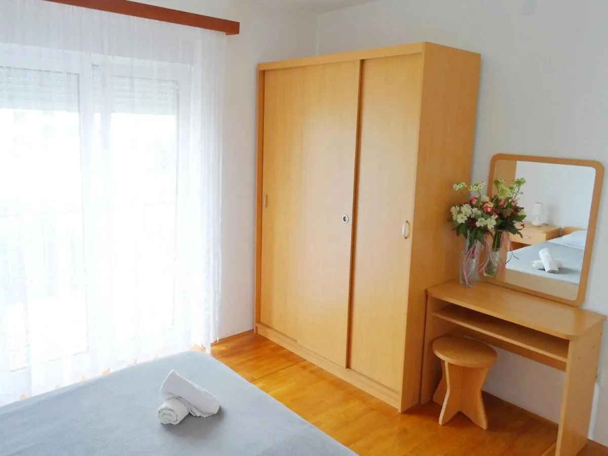 Apartments Zrinko Novi Vinodolski