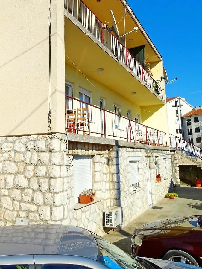 Apartments Zrinko Novi Vinodolski