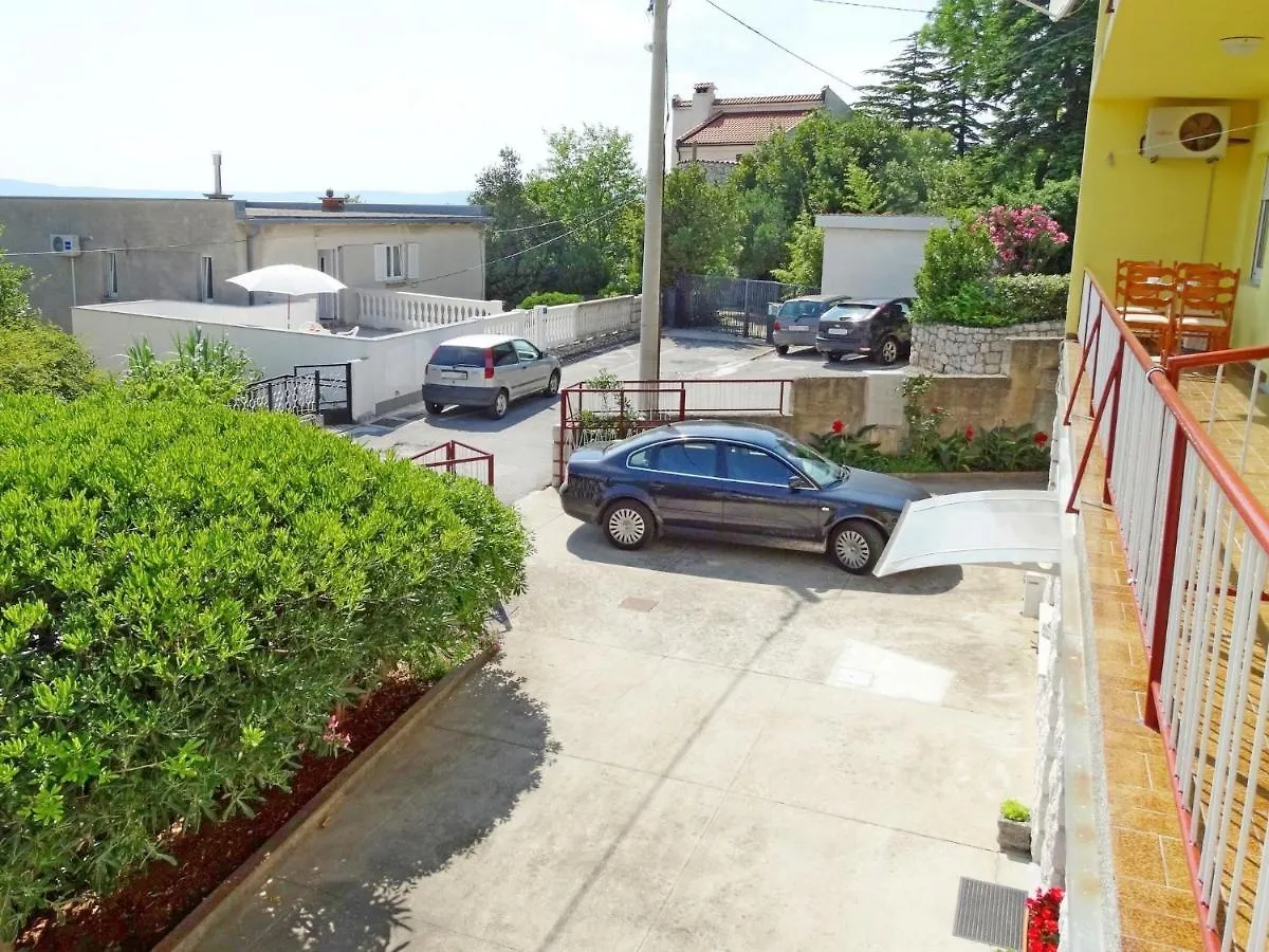 Apartments Zrinko Novi Vinodolski 0*,  Croatia