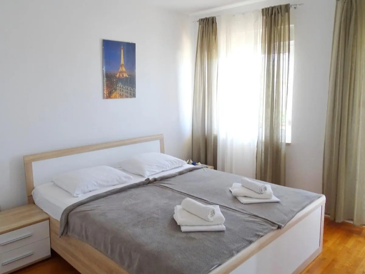 Apartments Zrinko Novi Vinodolski