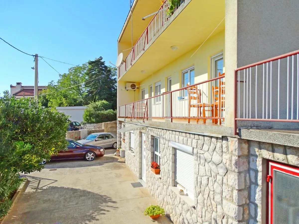 Apartments Zrinko Novi Vinodolski 0*,  Croatia